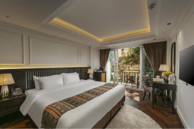 Superior room with balcony